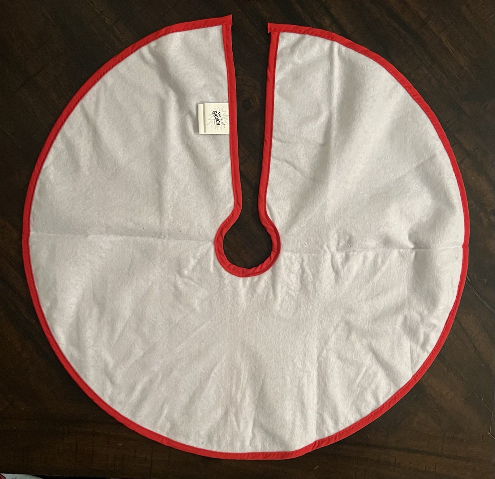 Dr Suess The Grinch Max Cindy Lou Who Whoville Small 18"in. Christmas Tree Skirt