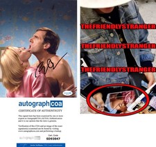 Elizabeth Banks signed "40 YEAR OLD VIRGIN" 8x10 Photo EXACT PROOF c ACOA COA