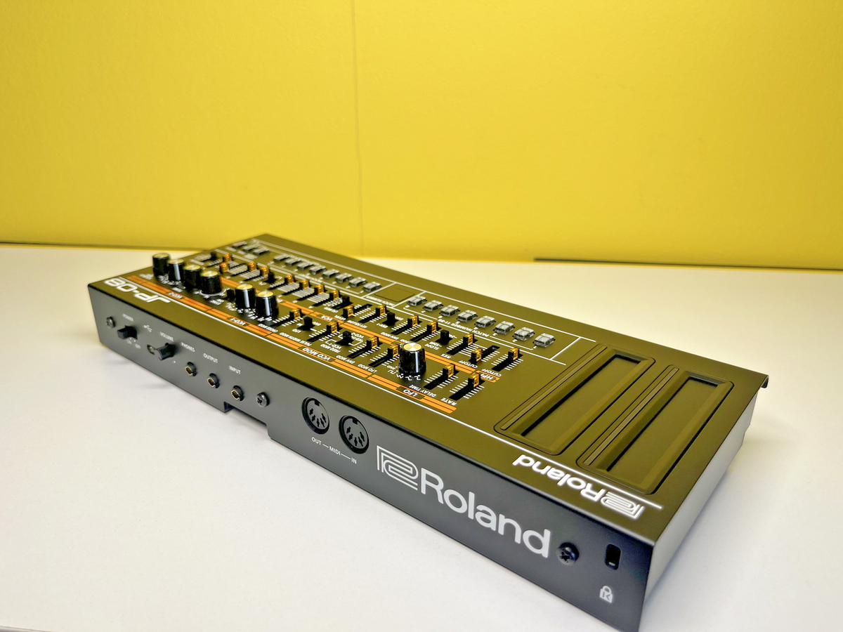 Roland Boutique JP-08 Synthesizer | Brand New w/Damaged-Box