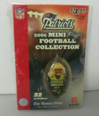 NFL New England Patriots Eugene Wilson 26 Mini Players Football Collection 2006 