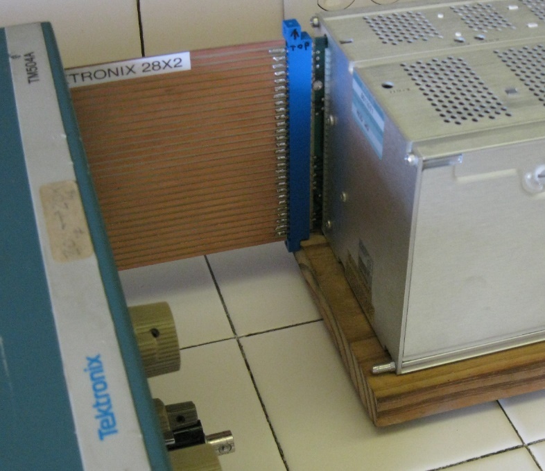 EU Electronic Spare Parts - Tektronix Repair Part, 050-1077-00, 050107700, Latch Kit - Foto 2