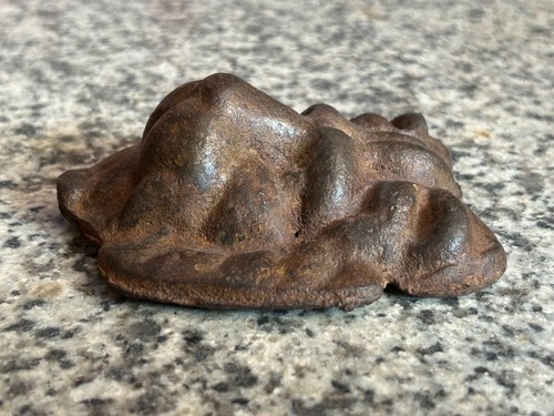 RARE OLD VINTAGE HAND FORGED HEAVY RUSTIC CAST IRON WALL/TABLE DECOR LION FACE, - Picture 9 of 12