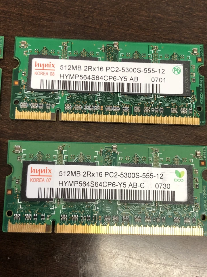 Hynix 4 X 512 mb PC2 - 5300 RAM / Memory - Image 3 of 4