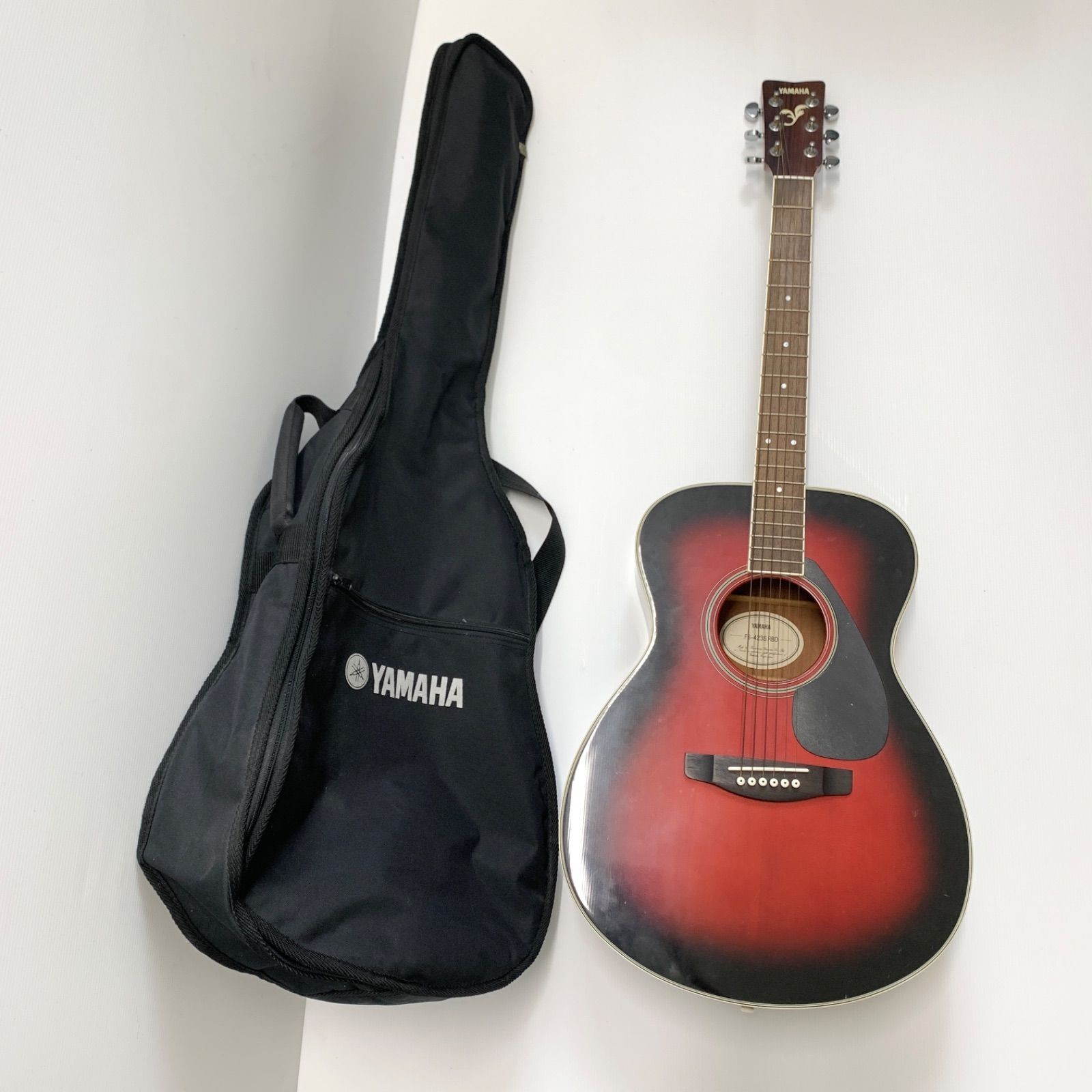 YAMAHA FS-423SRBD Acoustic Guitar with Soft Case