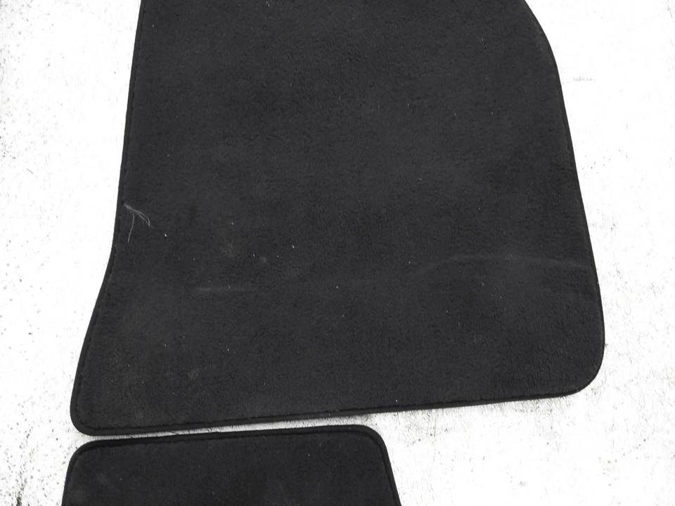 2020 Bmw 330I Interior Floor Mats Carpets Set Of 4 51-47-7-481-640 *Blk Cloth - Image 4 of 4