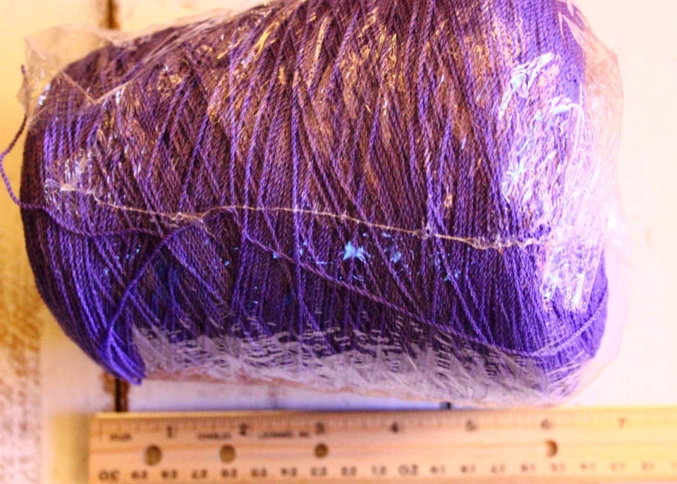 Vintage Yarn Cone Yarn Spool 1 lb Wool blend Lilac good for knitting machine - Image 4 of 4