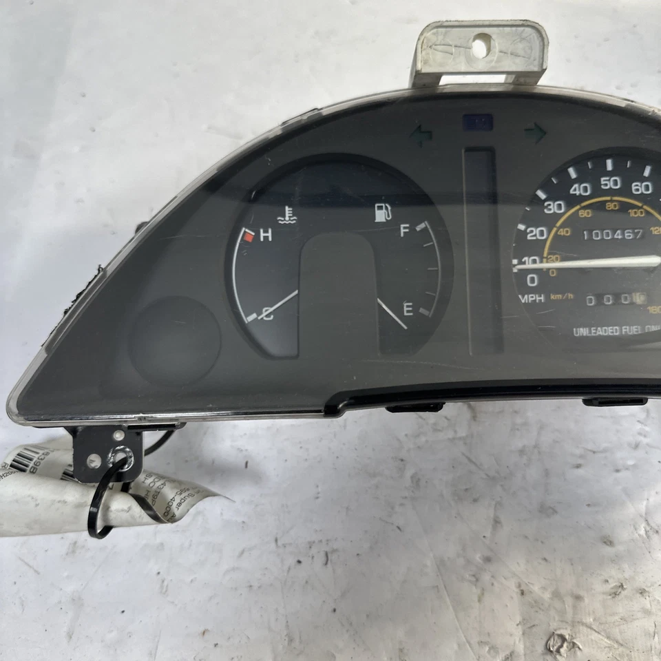 93-94 Toyota Tercel Speedometer Cluster 257-61639B G3 Foto 2 de 4