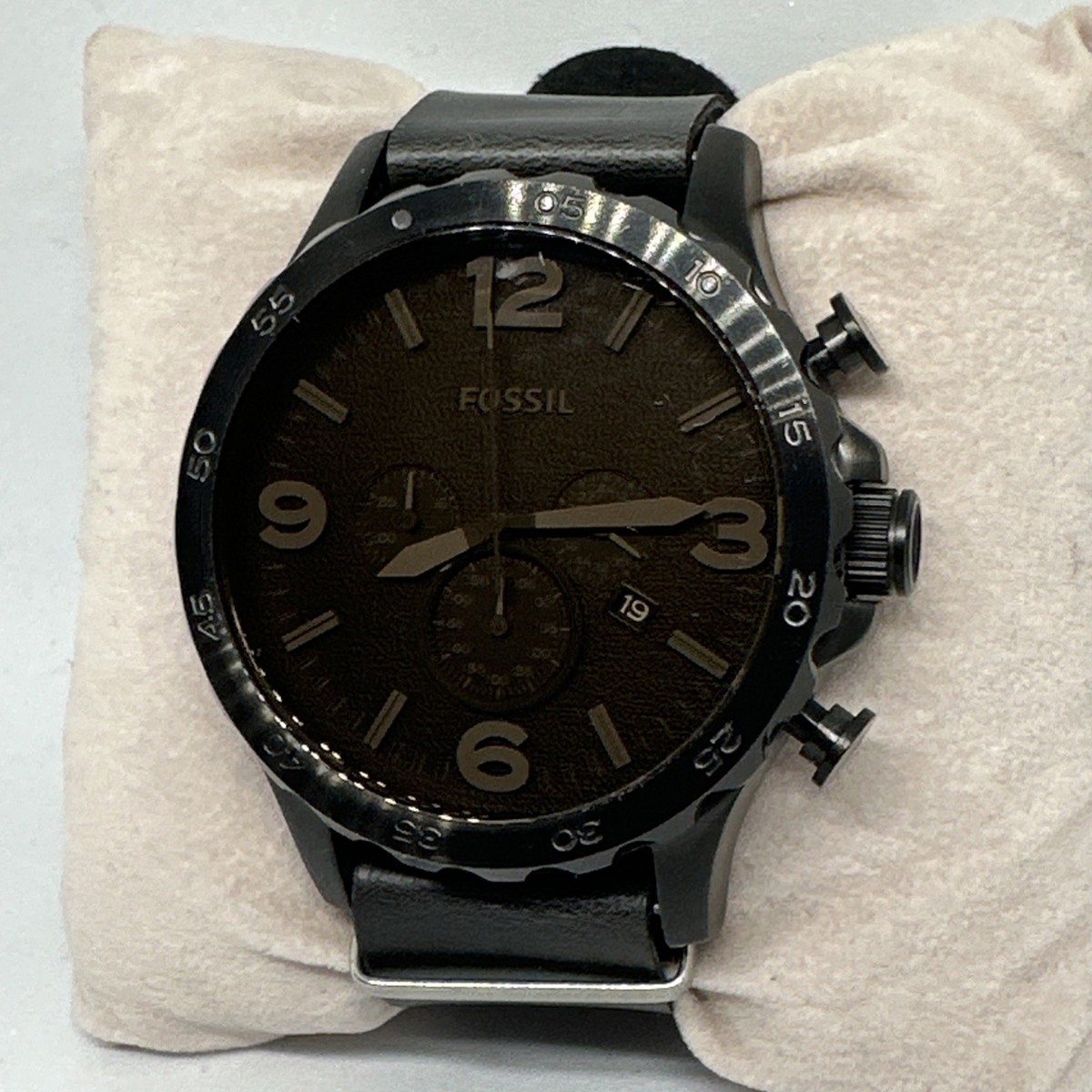 Fossil Nate JR1487 Men Black Leather Analog Dial Quartz