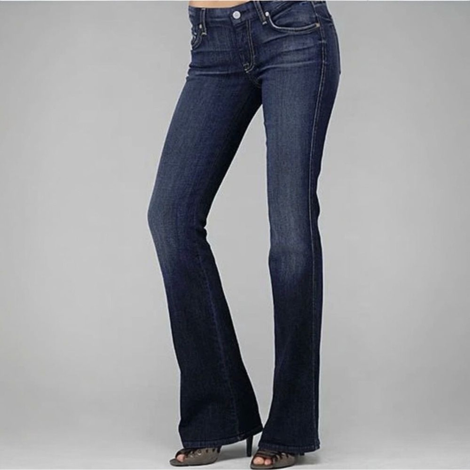 7 For All Mankind A Pocket Flare Jeans Dark Wash Distressed Made in USA Size 28