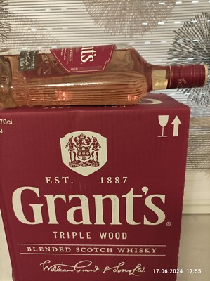 6 Flaschen Grant s Grants Triple Wood Blended Scotch Whisky  5x 0,7l 1x 1,0l 40%