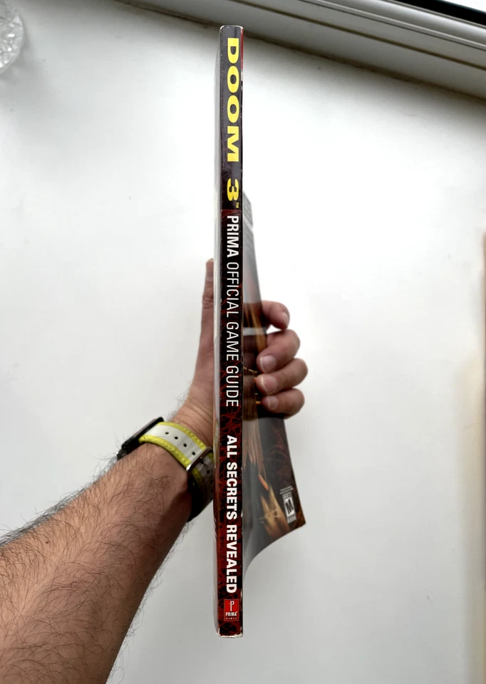 Doom 3 - OFFICIAL GAME STRATEGY GUIDE - Prima Games (Good Condition) - Image 3 of 4