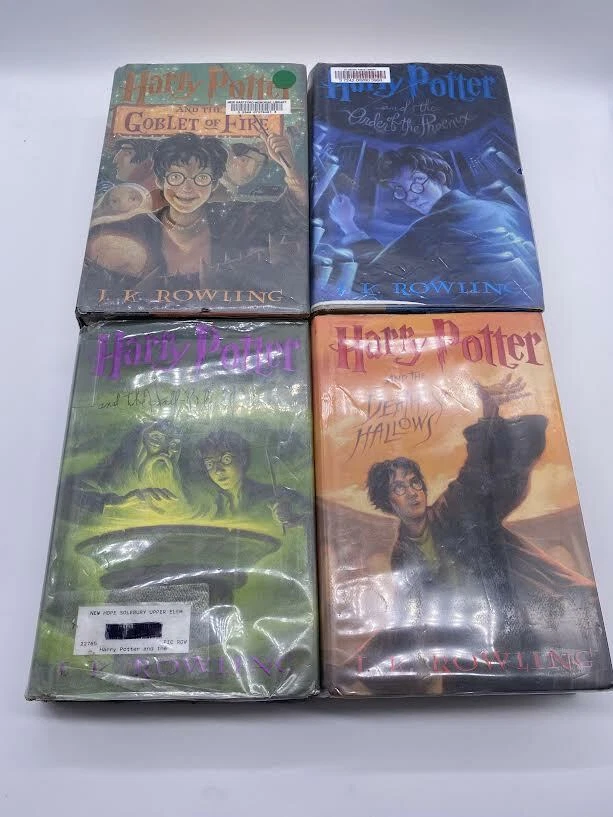 Harry Potter Hardcover Set First Edition 1-7 Set J.K. Rowling 1998 Used Library. Foto 3 de 4