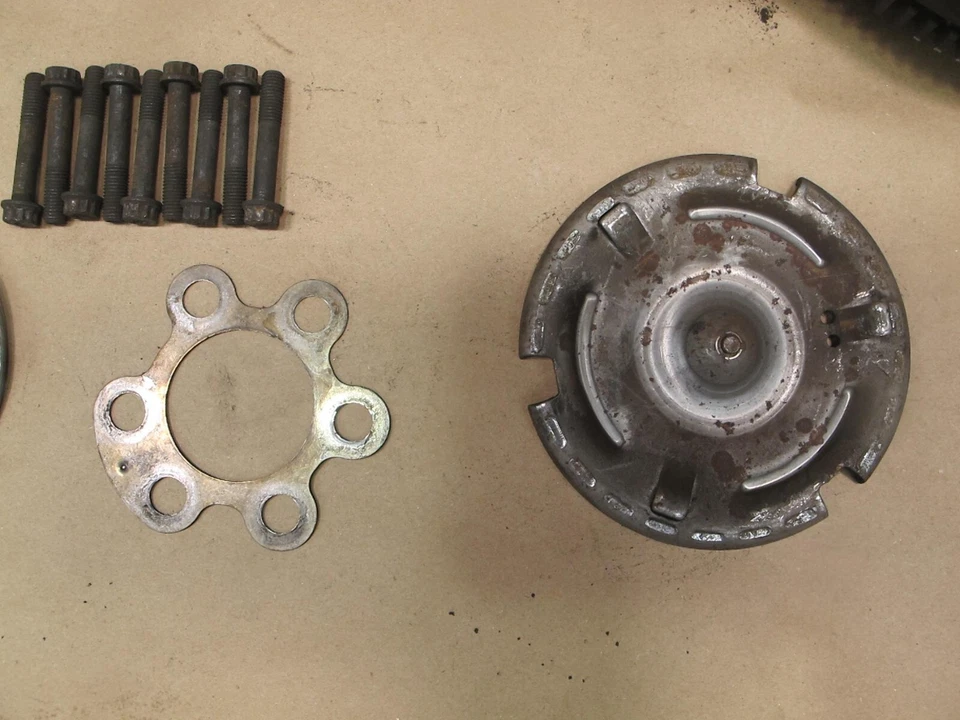 🥇85-90 KIT EMBRAGUE VOLANTE TRANSMISIÓN MANUAL VOLKSWAGEN VW CABRIOLET OEM Foto 3 de 4