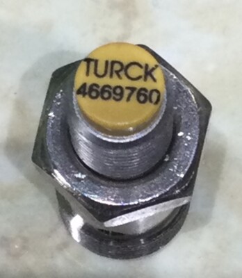 Turck 4669760 8mm Inductive Threaded Barrel Sensor 10-30VDC