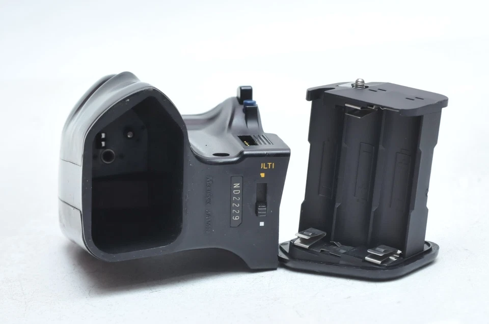 Mamiya 645 Power Drive II Motor Drive WG401 645Pro - Image 2 of 2