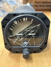 Aircraft Attitude Indicator Garwin Gyro Horizon 23-501-03 Model 5000B