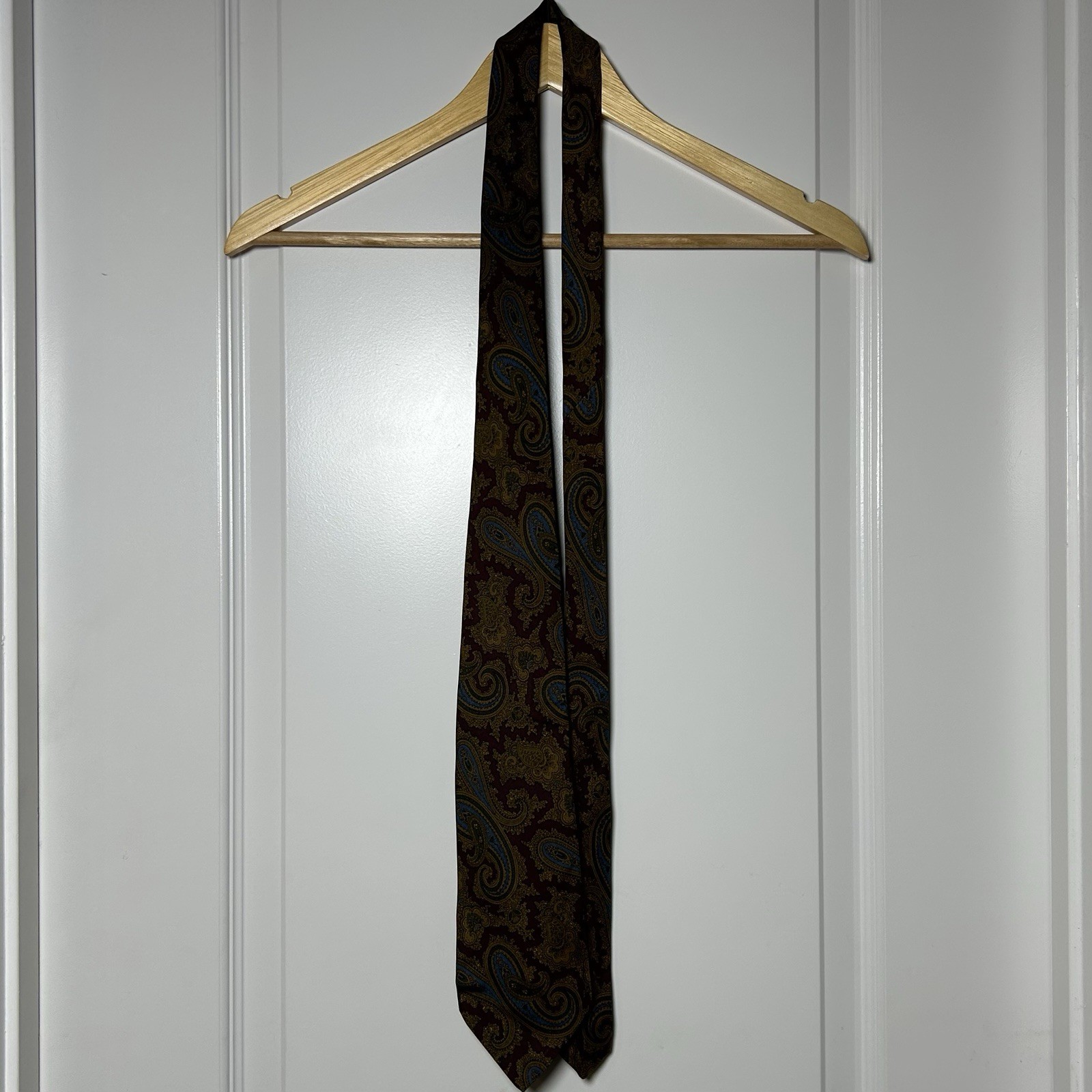 Polo Ralph Lauren Vintage Made in USA 100% Silk Hand Made Paisley Print Tie