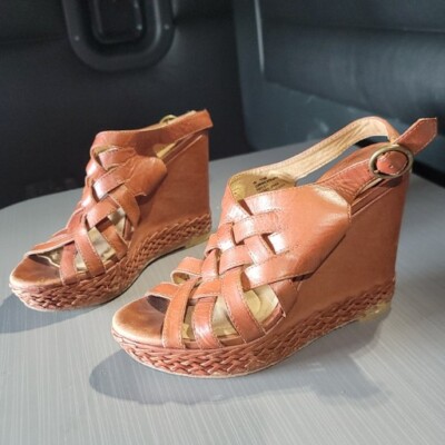 Frye Corrina Strappy Wedge Brown 73366 Leather Women s Size 7M EUC