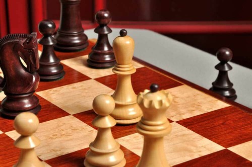 The Zagreb '59 Chess Set - Pieces Only - 3.875" King - Rosewood Stained - Picture 4 of 11