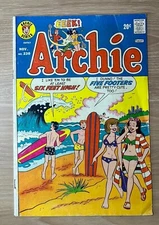 Archie #230 Archie Comics Bronze Age Beach Bikini pretty girls tennis g/vg