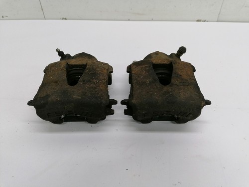 VW POLO 9N - Bremssattel Bremszange Bremse vorne rechts & links (51)