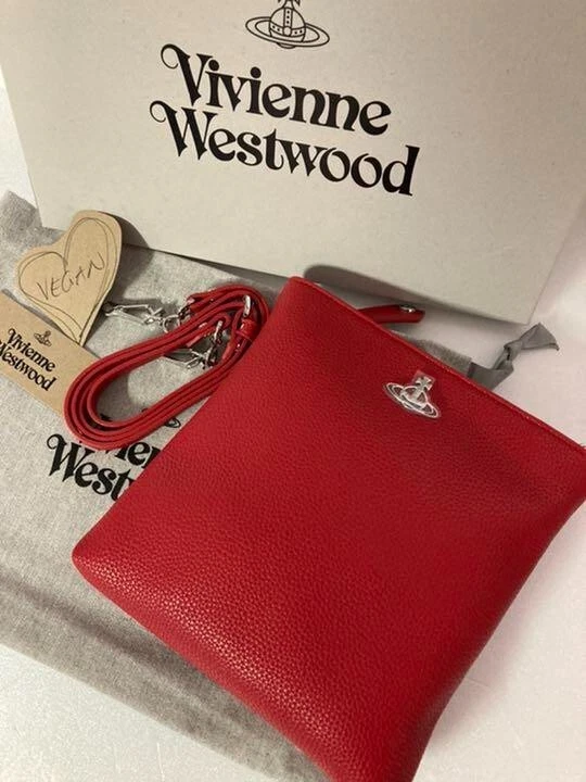 Vivienne Westwood 'Johanna' heart-shaped shoulder bag