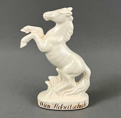 Vienna Riding School Lipizzaner Stallion Porcelain Figurine Wein Hofbreitschule