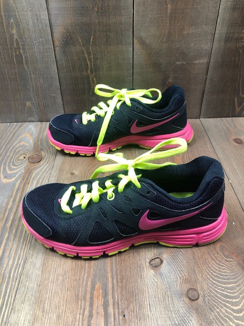 nike revolution 2 pink