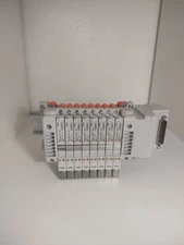 SMC VV5QC1-IEO002 (2xVQC1A01N-51, 6xVQC1A01-51) + AXT100-DS25-015 Cable