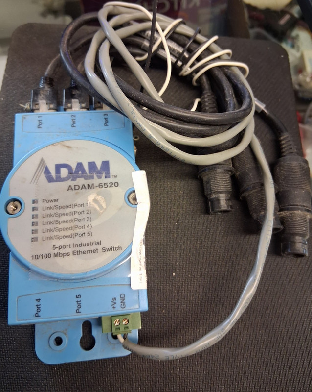 Advantech ADAM-6520 Unmanaged Ethernet Switch, 5-Port, RJ-45, 10-30VDC, DIN Rail