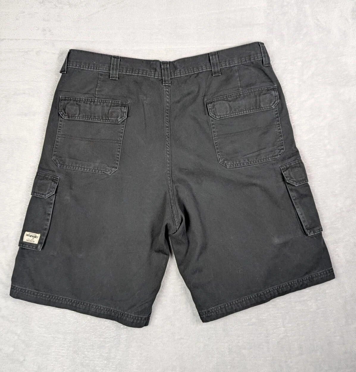 Wrangler Premium Cargo Shorts Mens 40 Black Utility Combat Cotton Casual