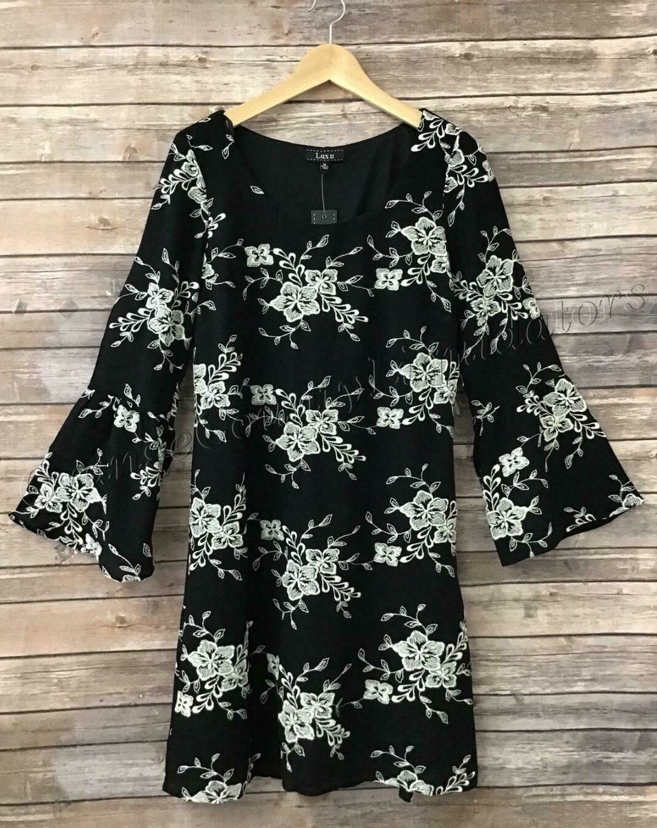 floral embroidered shift dress Brenna Round Neck Short Sleeve Tiered Midi Current Air Dress – Fig Tree  Jewelry & Accessories main image 0