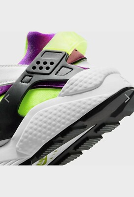 Zapatillas de deporte blancas, violetas y verdes Air Huarache de Nike