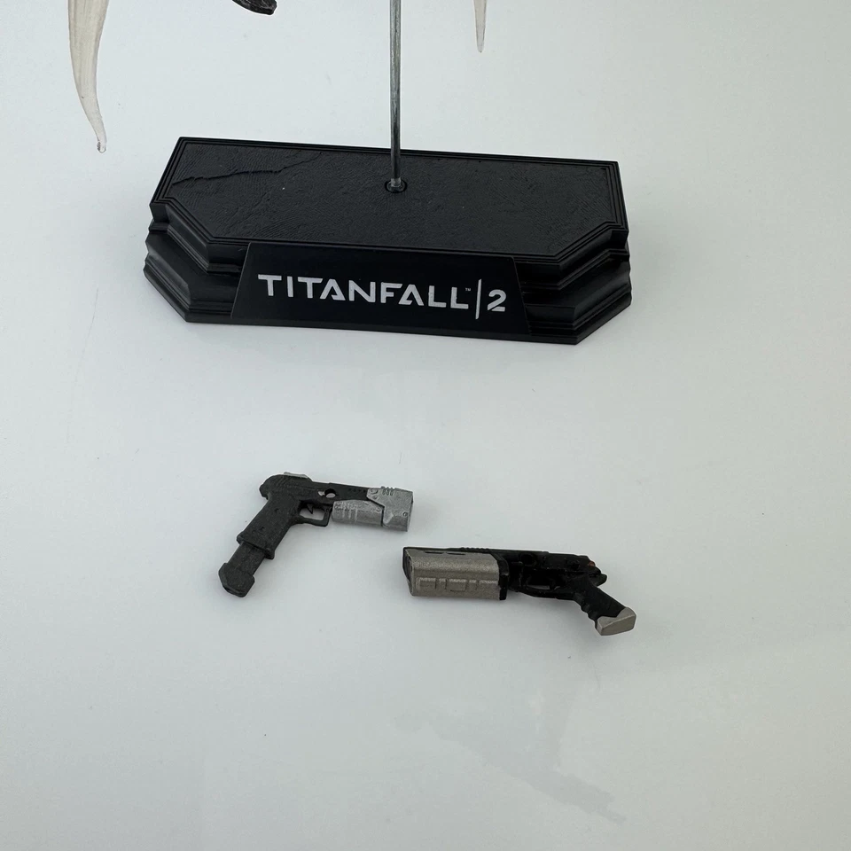 Figura piloto Titanfall 2 bufón cambio fase 17 McFarlane Toys 2017 completa Foto 3 de 4