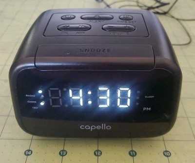 Capello Model CR15 Digital Alarm Clock AM FM Radio