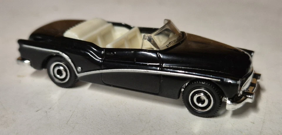 Voiture miniature Matchbox 1953 buick skylark noir - Photo 3/4