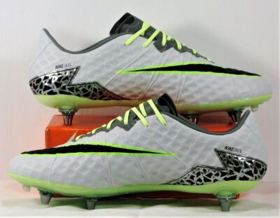 Nike Hypervenom Phinish II SG-PRO Men's Soccer Cleats Style