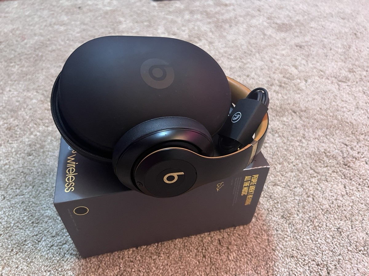 あ*ま様 BEATS STUDIO³ s-l400.jpg