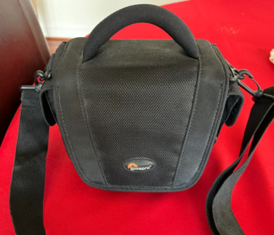 Lowepro Format Camera Bag - For DSLR/SLR/TLR  (Black / Noir)  Unused