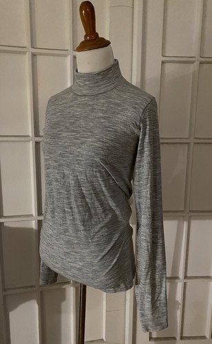 Athleta Flurry Peak Turtleneck Gray - Medium