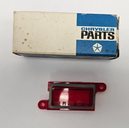 1970-1971 Plymouth Barracuda Rear Side Marker Light Lamp Lens 3403638 NOS - Picture 3 of 7
