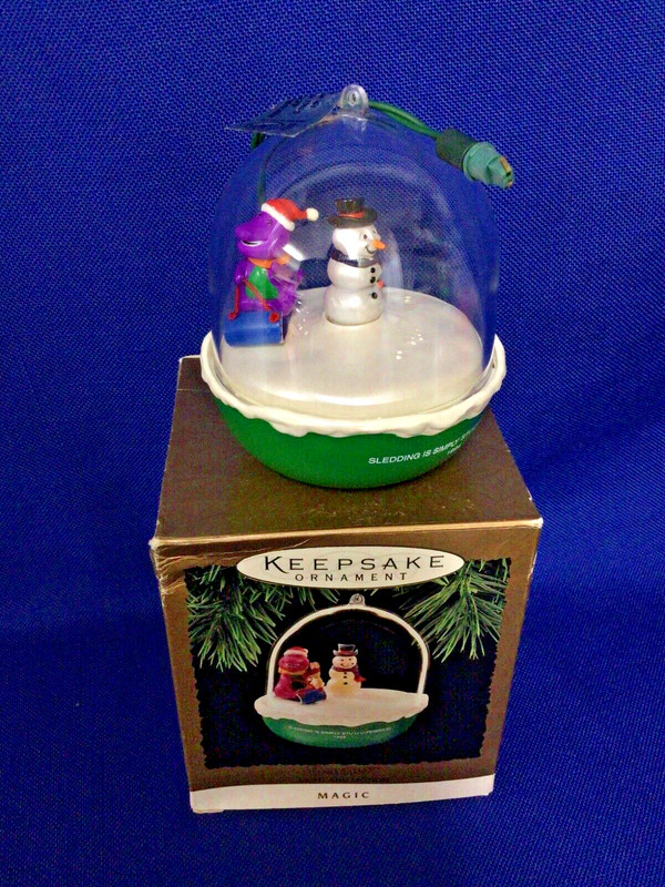 Vintage 1994 Hallmark Ornament BARNEY Light & Motion Magic excellent