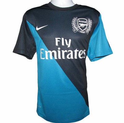 arsenal jersey 2011