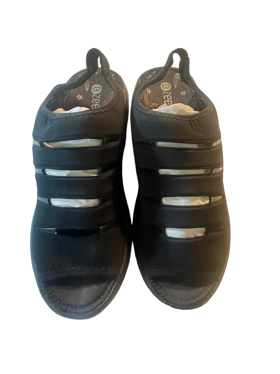 Bzee sandals store
