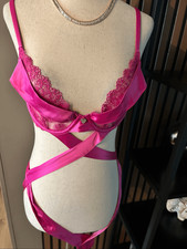 VICTORIA SECRET sz M TEDDY PINK SATIN LACE ONE PIECE V STRING VALENTINE NWT