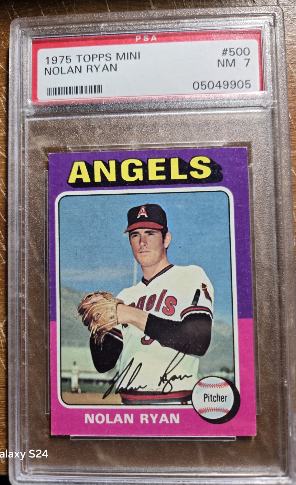 1975 Topps Mini Nolan Ryan Psa 7