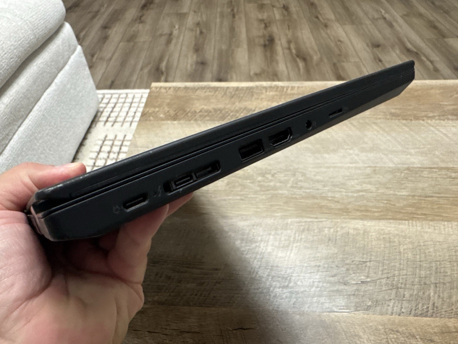 Lenovo ThinkPad T15 (Gen 2), 15.6-Inch Laptop, with Intel Core i7 11th Gen., 512 GB SSD (Solid State Drive), Windows 11 Pro