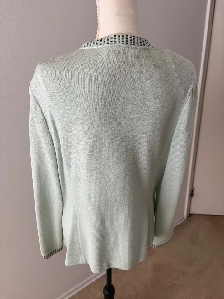 Jaqueta St John Collection botão limão com acabamento preto tamanho 14 concha correspondente vendida - Imagem 4 de 4