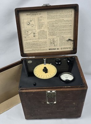 Vintage Hellige pH Meter No. 7040 Scientific Lab Instrument Wood Case
