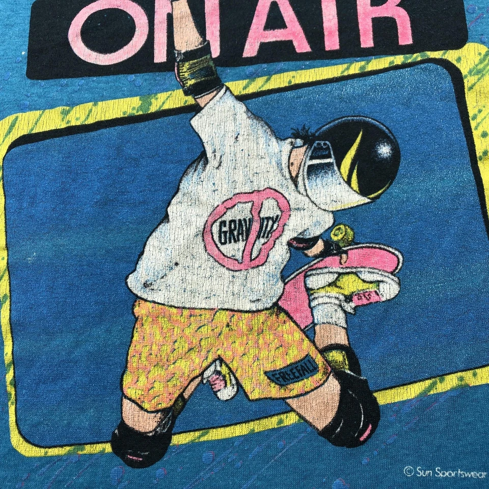 VINTAGE Sun Sportswear Shirt Boys XL Blue On Air Skateboard Graphic USA 80s - Image 4 of 4